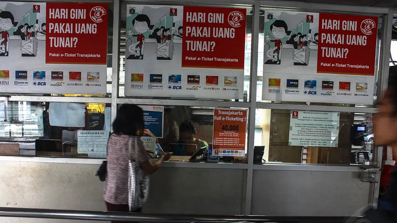 November, Semua Koridor TransJakarta Berlakukan E-Ticketing
