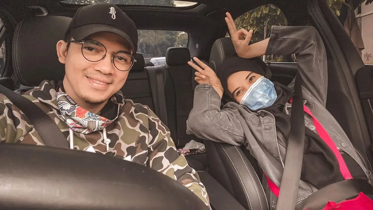 [Fimela] Daftar makanan ngidam Zaskia Sungkar
