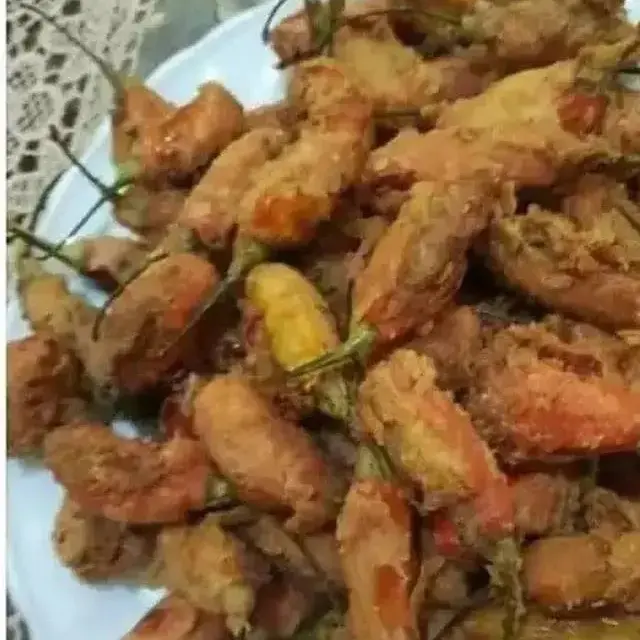 6 Potret Makanan Berbalut Tepung Krispi Ini Tak Biasa, Sajiannya Bikin Tepuk Jidat
