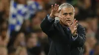 Canda Mourinho, Costa Ribut dengan Terry di Ruang Ganti
