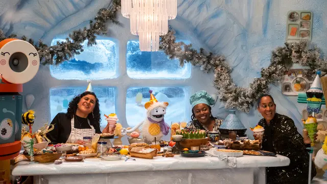 Waffles + Mochi’s Holiday Feast 