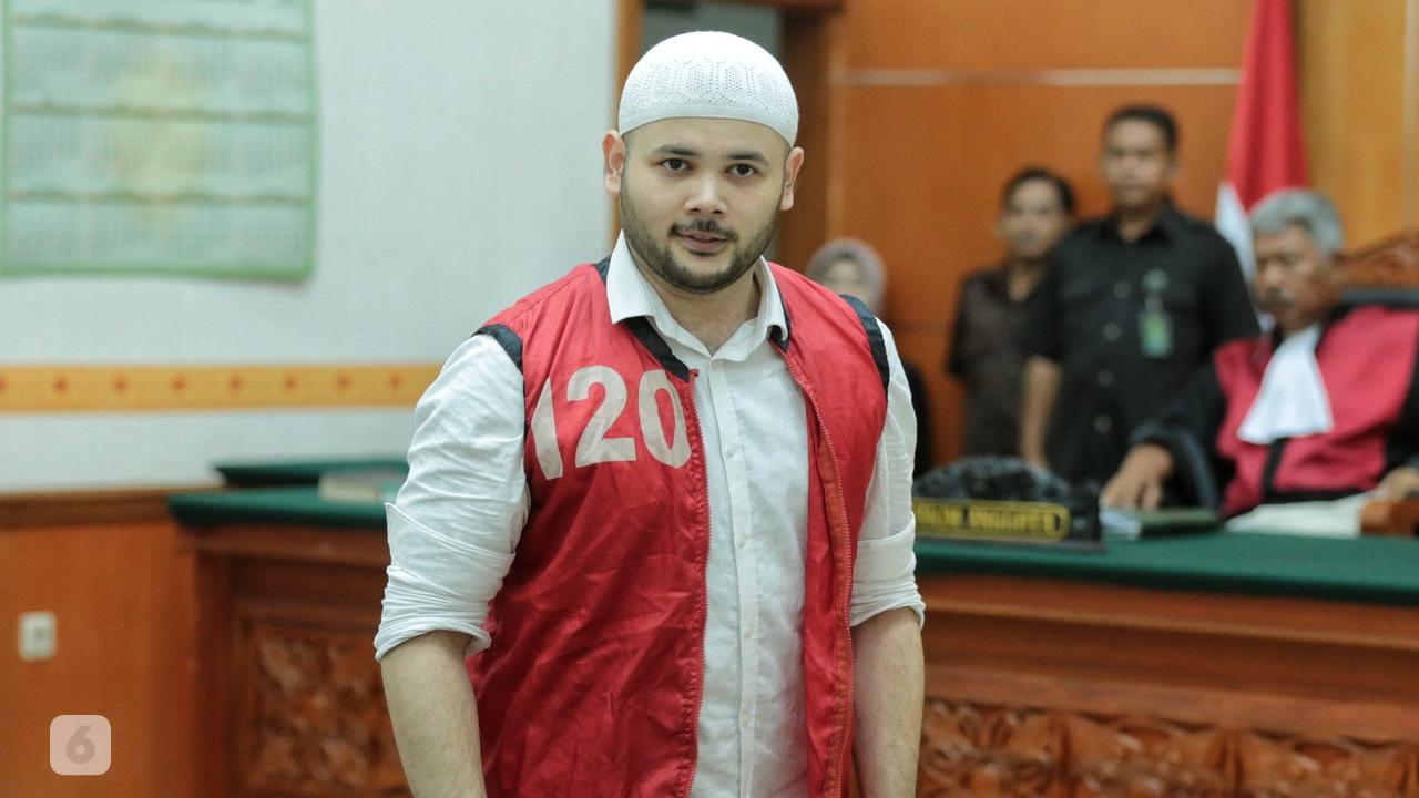 [Bintang] Sepanjang Tahun 2017, Ini 8 Artis Indonesia yang Tersandung Narkoba