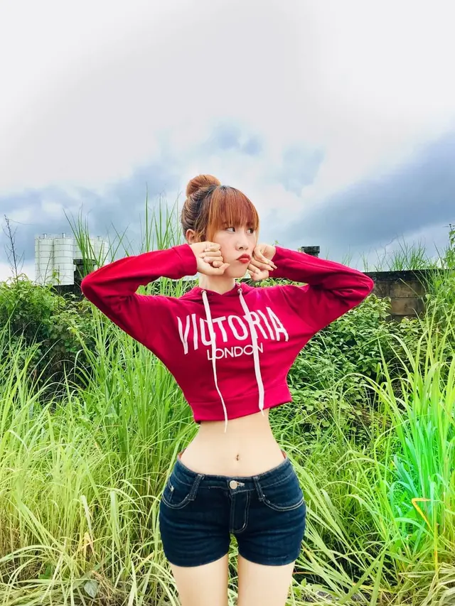 Su Naing pemilik pinggang kecil/dok. @sumohnaing