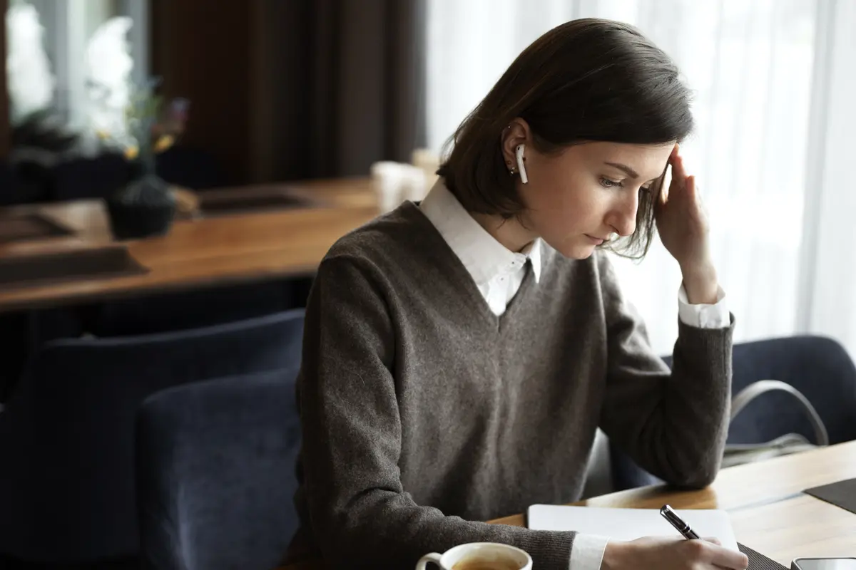 wanita oktober ternyata overthinking