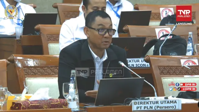 Direktur Utama PLN Darmawan Prasodjo dalam Rapat Dengar Pendapat (RDP) dengan Komisi VI Jakarta, Selasa (15/2/2023).