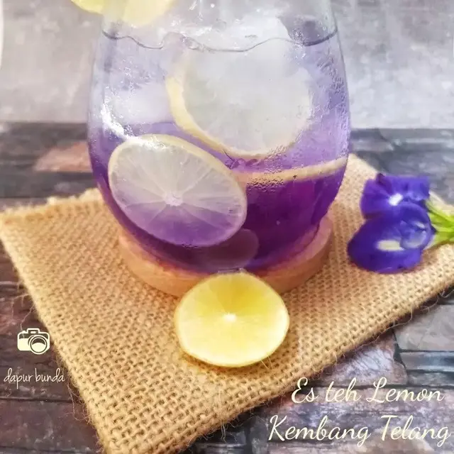 Resep es teh lemon bunga telang. (dok. Cookpad @viavie)