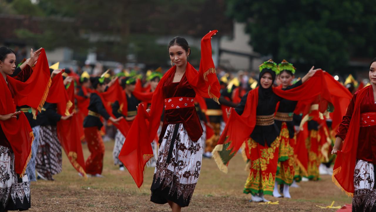 Ribuan penari ikuti Atraksi Kolosal Seribu Penari di Desa Yosomulyo Banyuwangi (Istimewa)
