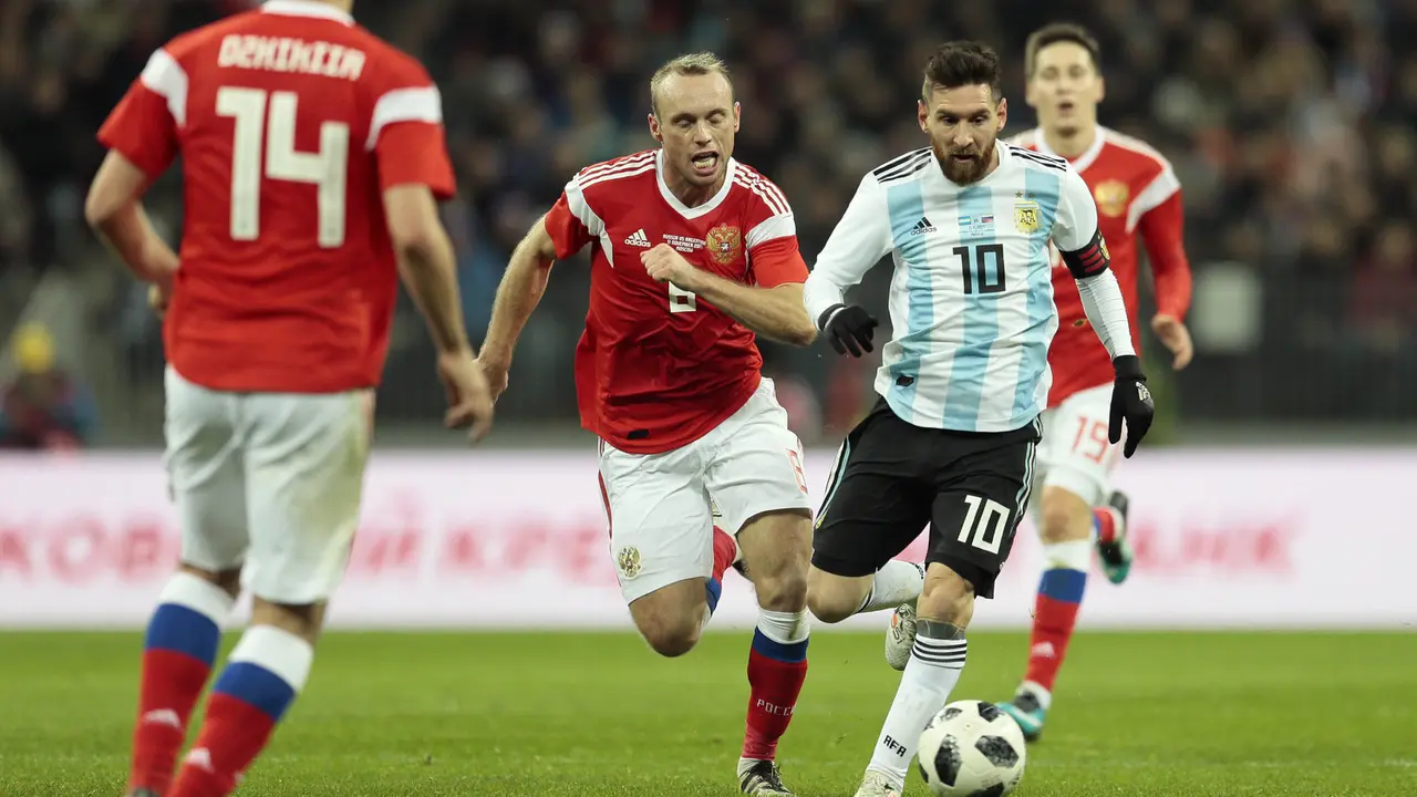 FOTO: Sergio Aguero Antar Argentina Bungkam Rusia