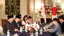 Keduanya dijadwalkan akan membahas berbagai kerja sama strategis. Tampak dalam foto, Presiden Republik Indonesia, Prabowo Subianto (kiri) dan Perdana Menteri Jepang Sanae Takaichi (kanan) saat mengadakan pertemuan di Istana Akasaka, Tokyo pada Selasa 31 Maret 2026. (YOSHIKAZU TSUNO/POOL/AFP)