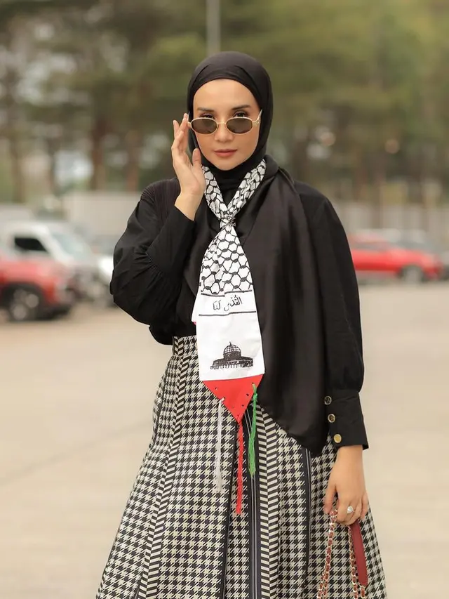 Zaskia Sungkar Berikan Dukungan untuk Palestina