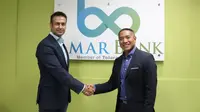 Managing Director Amar Bank Vishal Tulsian bersama dengan  Co-Founder and CEO Investree Adrian Gunadi.