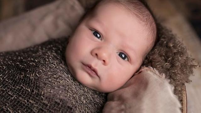 Ilustrasi bayi sehat