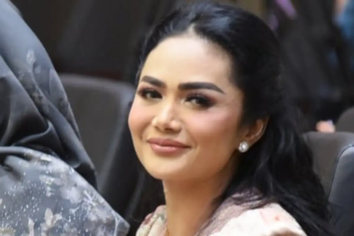 Krisdayanti Hadiri Rapat Usulan RUU Pengawasan Obat dan Makanan
