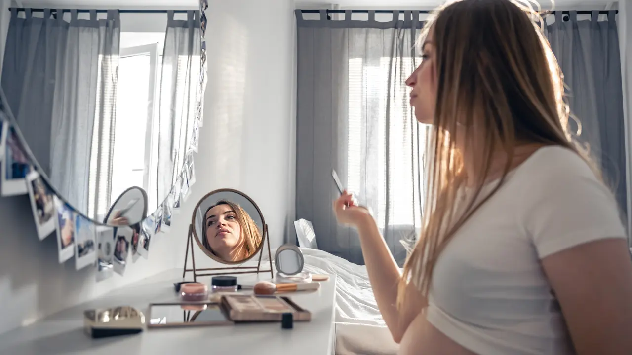 Tips Make Up Aman untuk Ibu Hamil