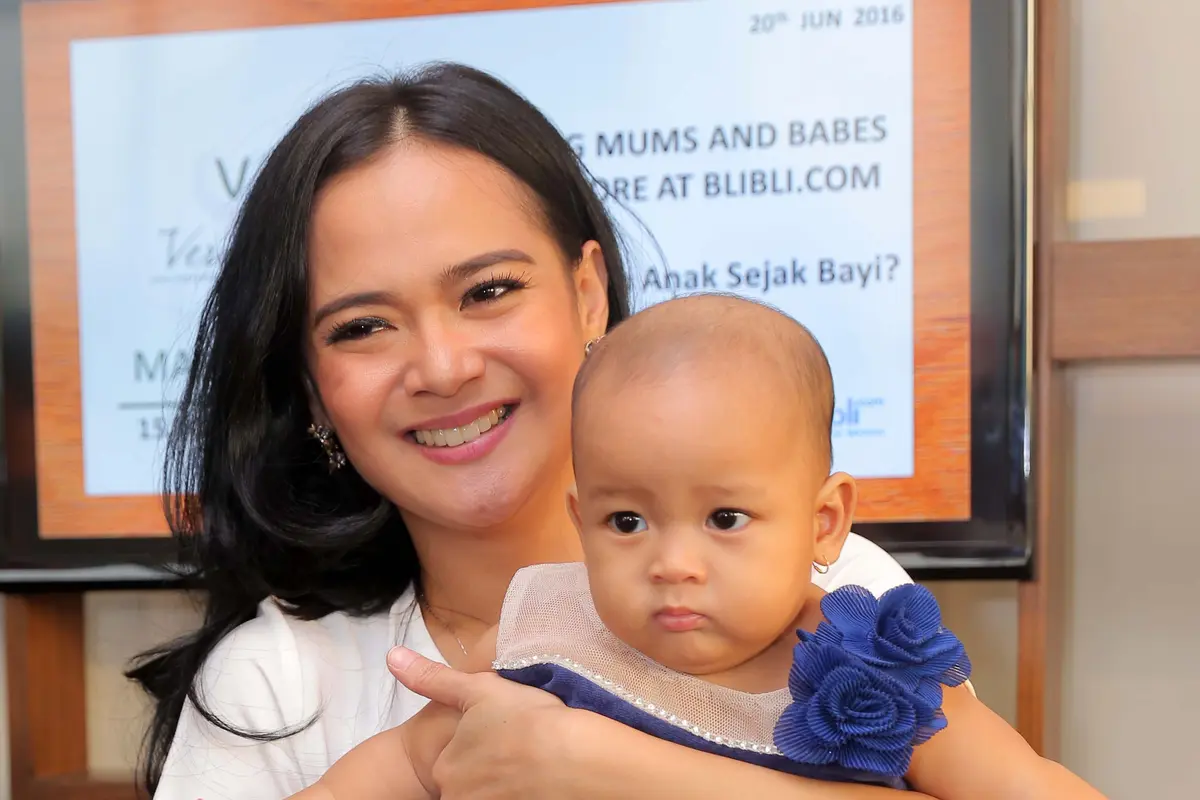 [Bintang] Shezy Idris