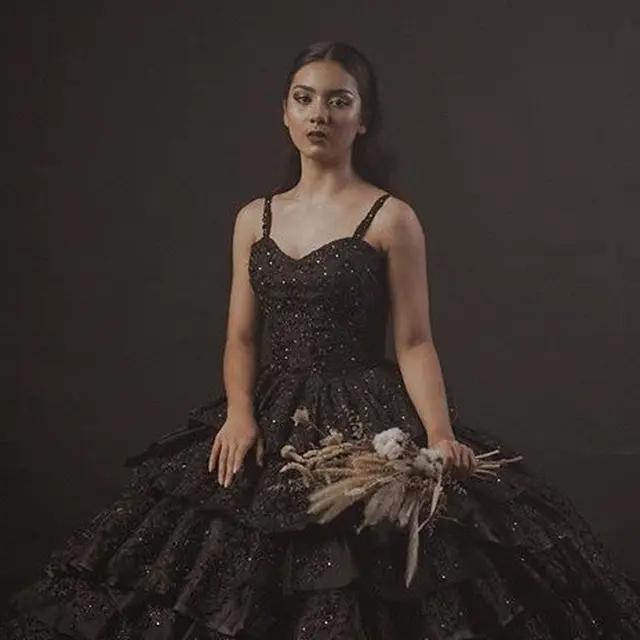 6 Pemotretan Ersya Aurelia dengan Tema Corpse Bride Ini Curi Perhatian