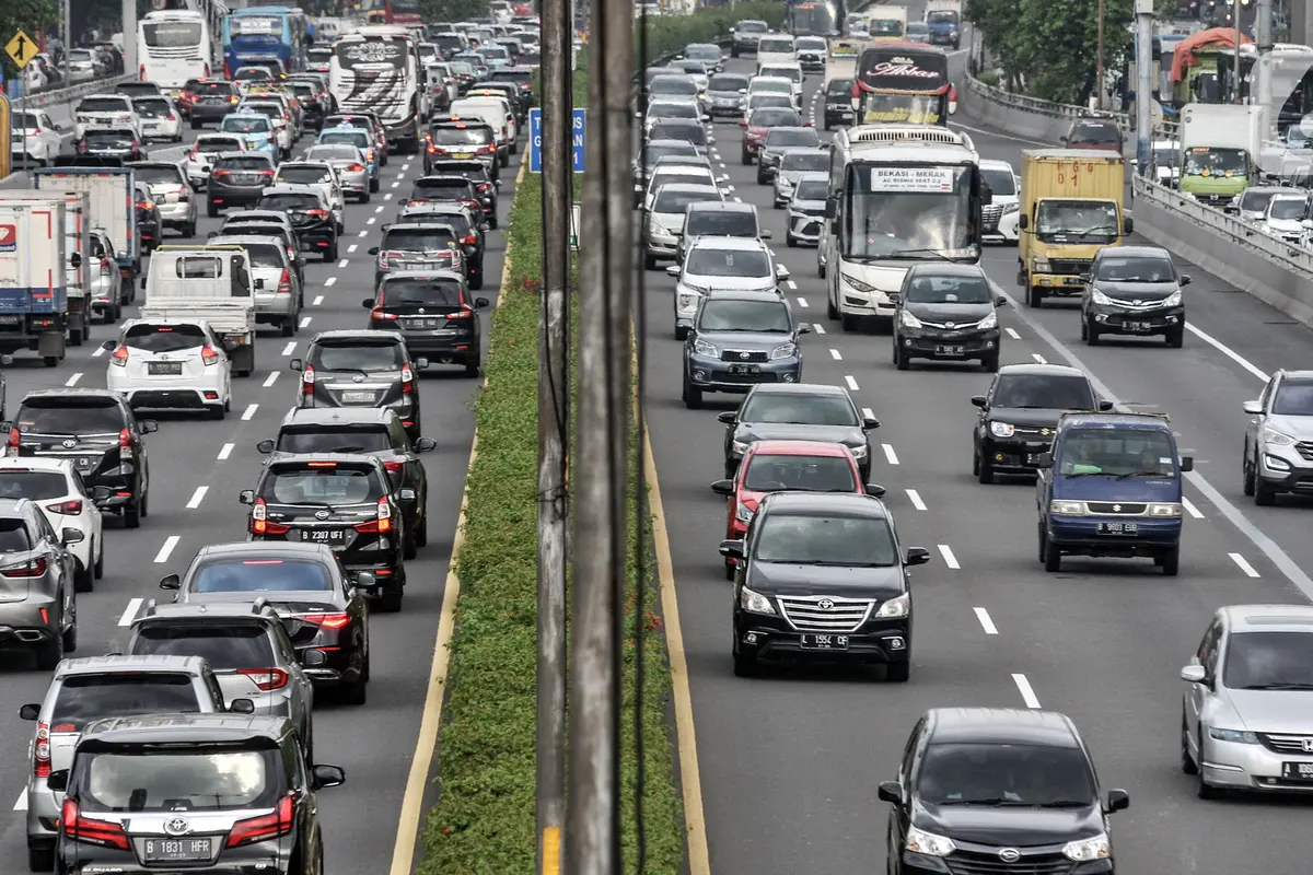 Pemprov DKI Jakarta Uji Coba Pengaturan Jam Kerja Mulai Pekan Depan