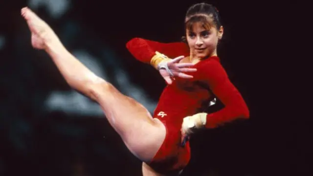  Dominique Moceanu
