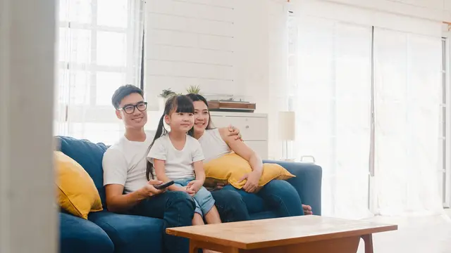 Hangat dan Menghibur, Ini 5 Film Keluarga untuk Tontonan Akhir Pekan