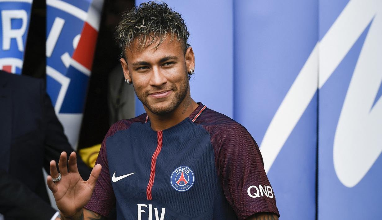 Melepas Neymar ke Paris Saint-Germain. Neymar datang ke Barcelona saat Bartomeu menjabat Wakil Presiden Barcelona pada 2013. Pada 2017 saat duetnya dengan Lionel Messi begitu memukau, justru rela melepasnya ke PSG tanpa ada keinginan untuk mempertahankannya. (AFP/Lionel Bonaventure)