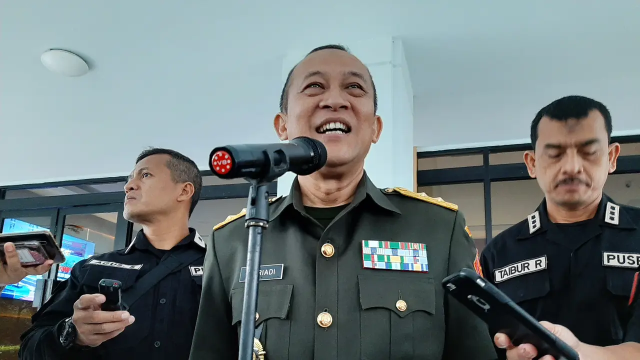 Kepala Pusat Penerangan TNI Mayjen TNI Sisriadi