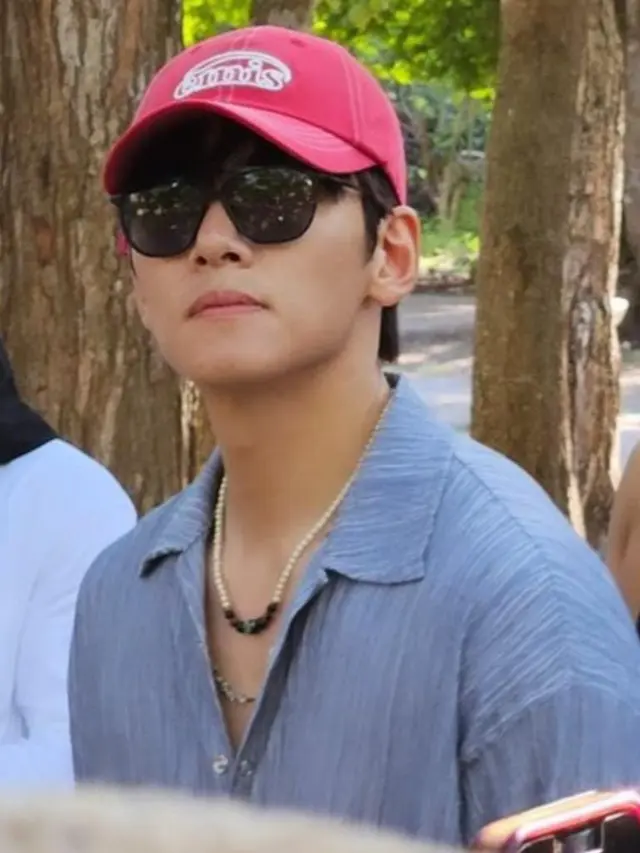 Potret Ji Chang Wook Saat Jadi Turis di Bali dan Labuan Bajo, Tampil