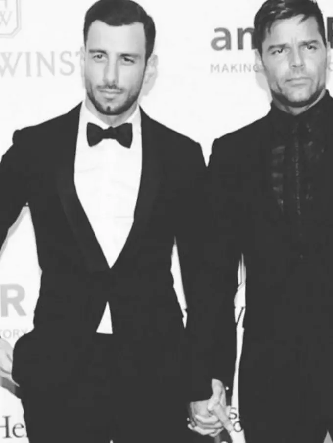 Ricky Martin Pamer Foto 'Pelukan' dengan Pacar Baru