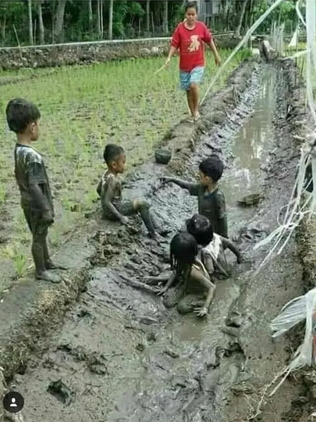 Kelakuan Absurd Kids Zaman Now, Bikin Ngakak Sekaligus Ngelus Dada