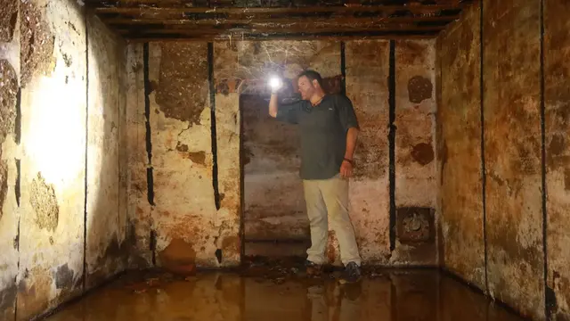 Josh Gates