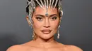 <p>Kylie Jenner tiba pada pembukaan pameran Thierry Mugler: Couturissime di Brooklyn Museum, Brooklyn, New York City, Amerika Serikat, 15 November 2022. Kylie Jenner tampil memukau saat dia tiba pada pembukaan pameran Thierry Mugler: Couturissime. (ANGELA WEISS/AFP)</p>