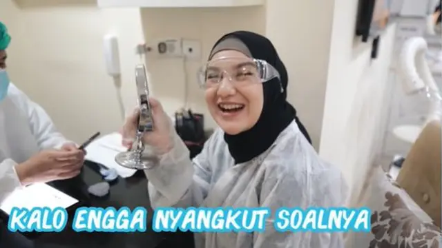 6 Potret Irish Bella Pasang Beheldan Perawatan, Ingin Hilangkan Gingsul