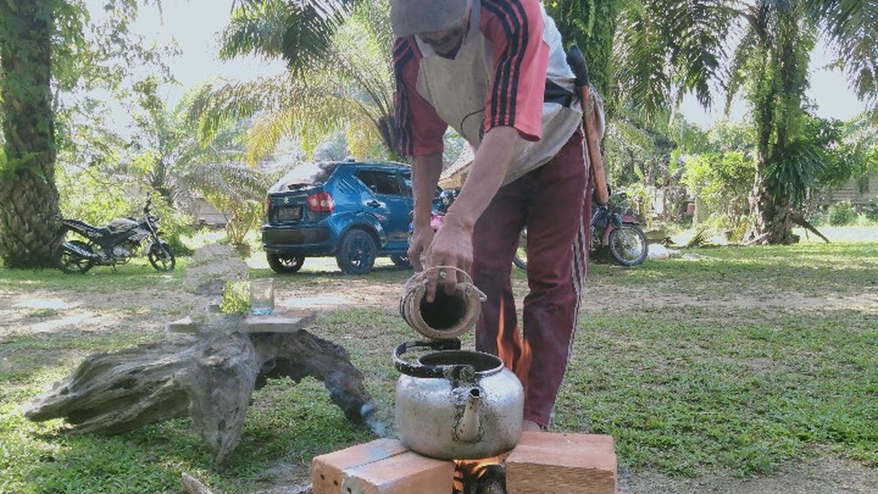 Kopi Tuak
