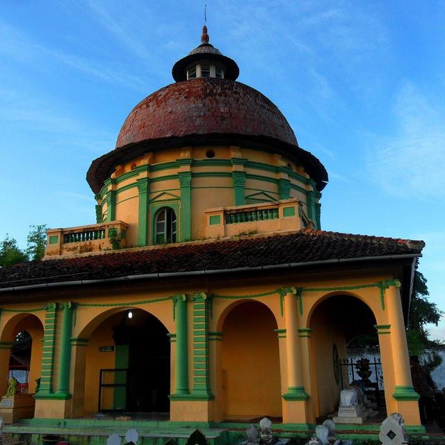 8 Wisata Sejarah Di Sumenep Madura Punya Bangunan Unik Surabaya Liputan6 Com