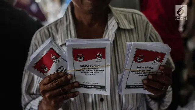 Pelipatan Surat Suara KPU Jakarta Pusat