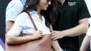 Bicara soal kisah asmara Pangeran Harry dan Meghan Markle, keduanya sudah berencana untuk menikah. Namun sampai saat ini belum diketahui kapan dan di mana keduanya akan melangsungkan pernikahan itu.  (AFP/Chris Jackson)