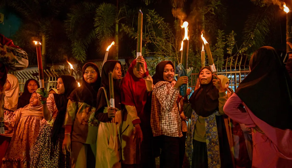 Untuk diketahui, secara harfiah isbat berarti penyungguhan, penetapan, dan penentuan. (JUNI KRISWANTO/AFP)