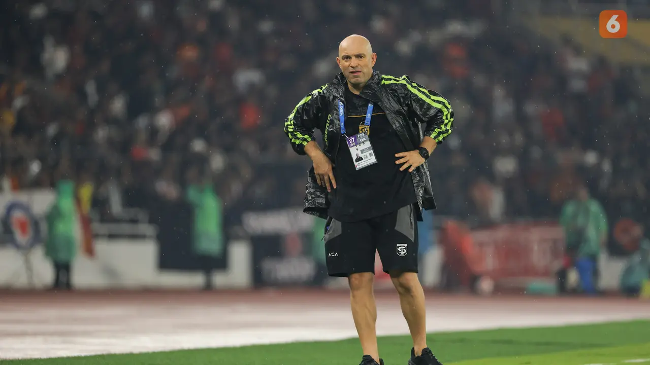 Bernardo Tavares - Persija Vs Persebaya di BRI Super League 2025/2026