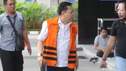 Terdakwa kasus korupsi proyek e-KTP Setya Novanto tiba di gedung KPK untuk menjalani pemeriksaan lanjutan, Jakarta, Senin (26/03). Made Oka dan Irvanto ditetapkan sebagai tersangka sejak 28 Februari 2018. (Merdeka.com/Dwi Narwoko)