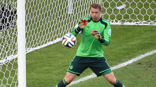 Foto: Deretan 5 Kiper Hebat Peraih Golden Glove dalam 5 Edisi Terakhir Piala Dunia, Sebagian Besar Dibarengi Raihan Juara