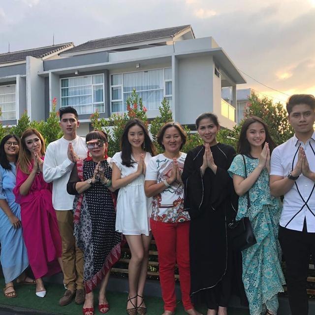 Deretan Pilihan Busana Natasha Wilona yang Undang Kritikan 