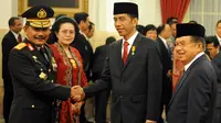 Jokowi lantik Jenderal Polisi Badrodin Haiti sebagai Kapolri. (setkab.go.id)