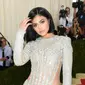 Kylie Jenner di acara Met Gala 2016. Foto: Vogue.com