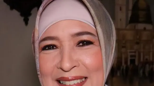 Ibu Raisa Meninggal Dunia