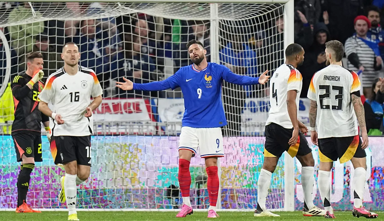 Bermain sebagai tuan rumah, Prancis kalah 0-2 dari Jerman. (AP Photo/Laurent Cipriani)