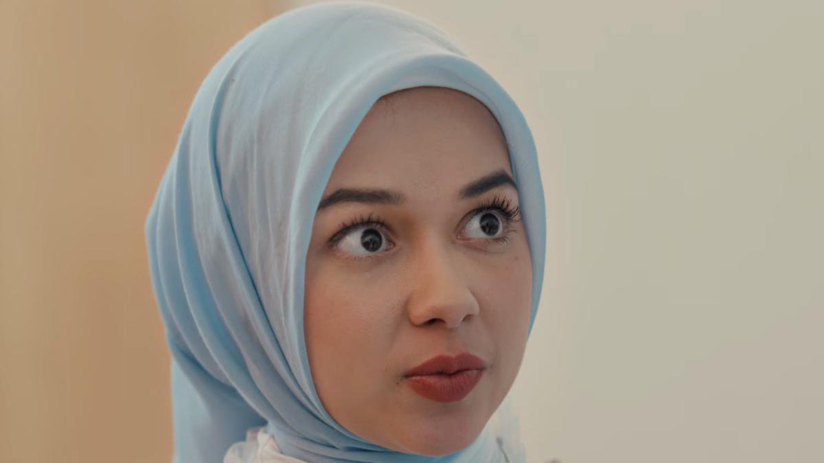 Rebecca Klopper Borong Hijab Jelang Syuting Film Ahlan Singapore, Akui Susah Banget Pakai Peniti