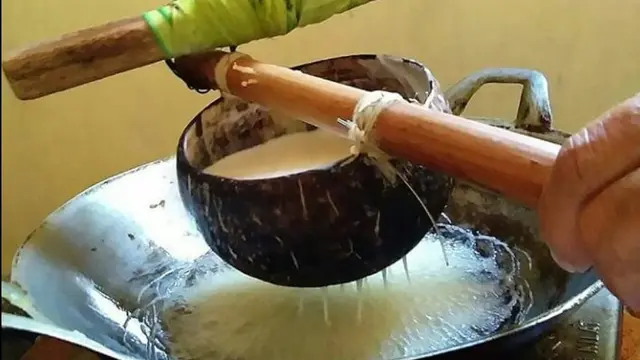 Kue dumalo