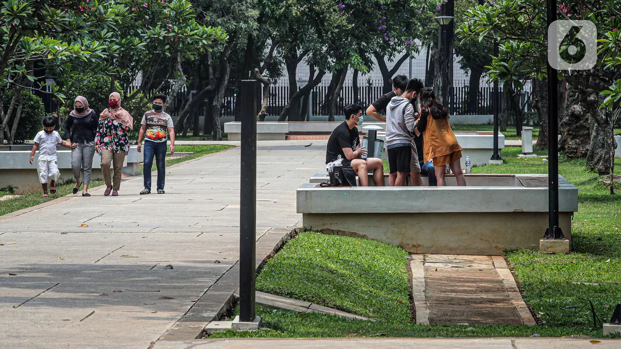 FOTO: Taman Lapangan Banteng Kembali Dibuka