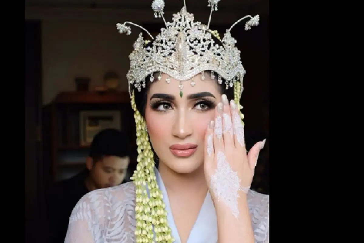 Tania Nadira