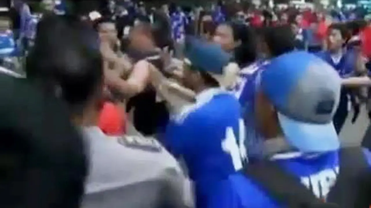 Segmen 1: Bentrok Bobotoh-Jakmania hingga Jelang UN SMA