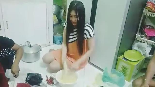 Potret Dapur Via Vallen